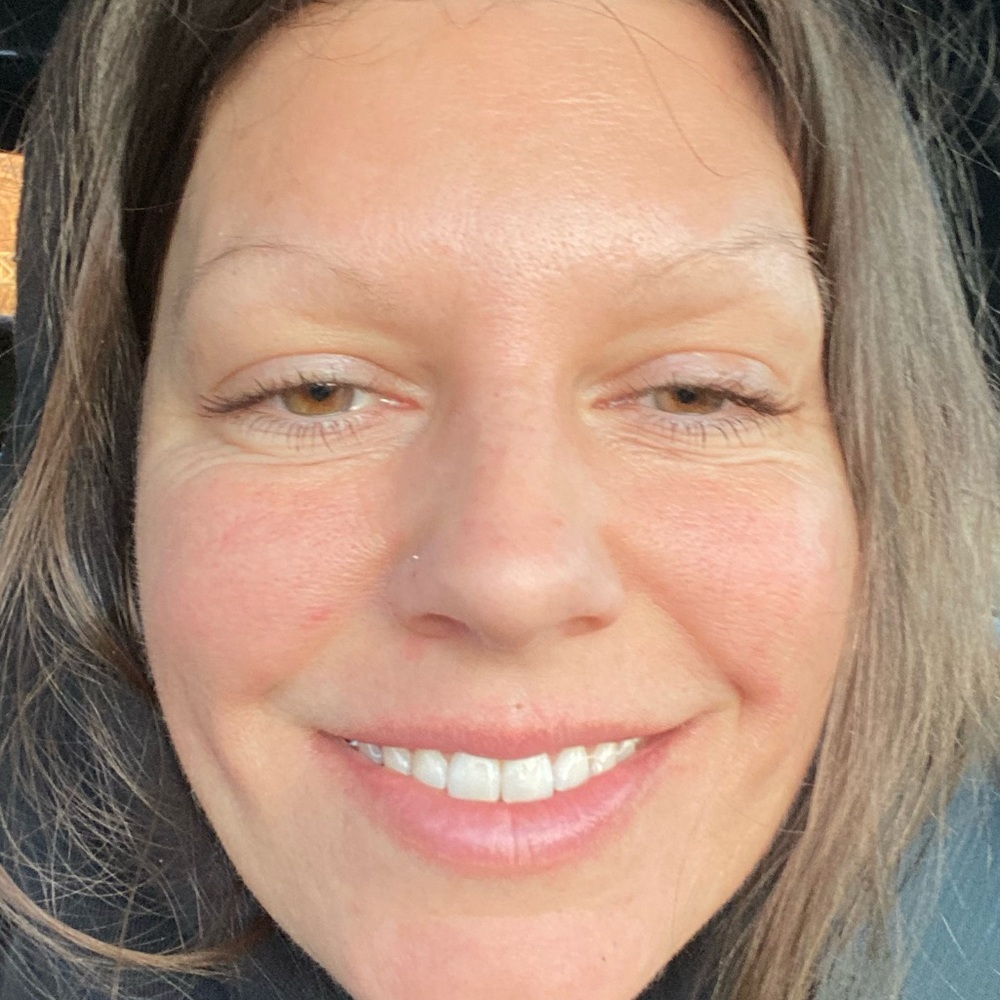 Meet your Posher, Alicia
